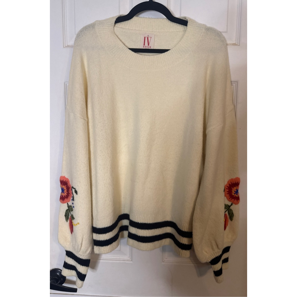 Women's IV HOUSE Cream Embroidered Crew Neck Sweater S